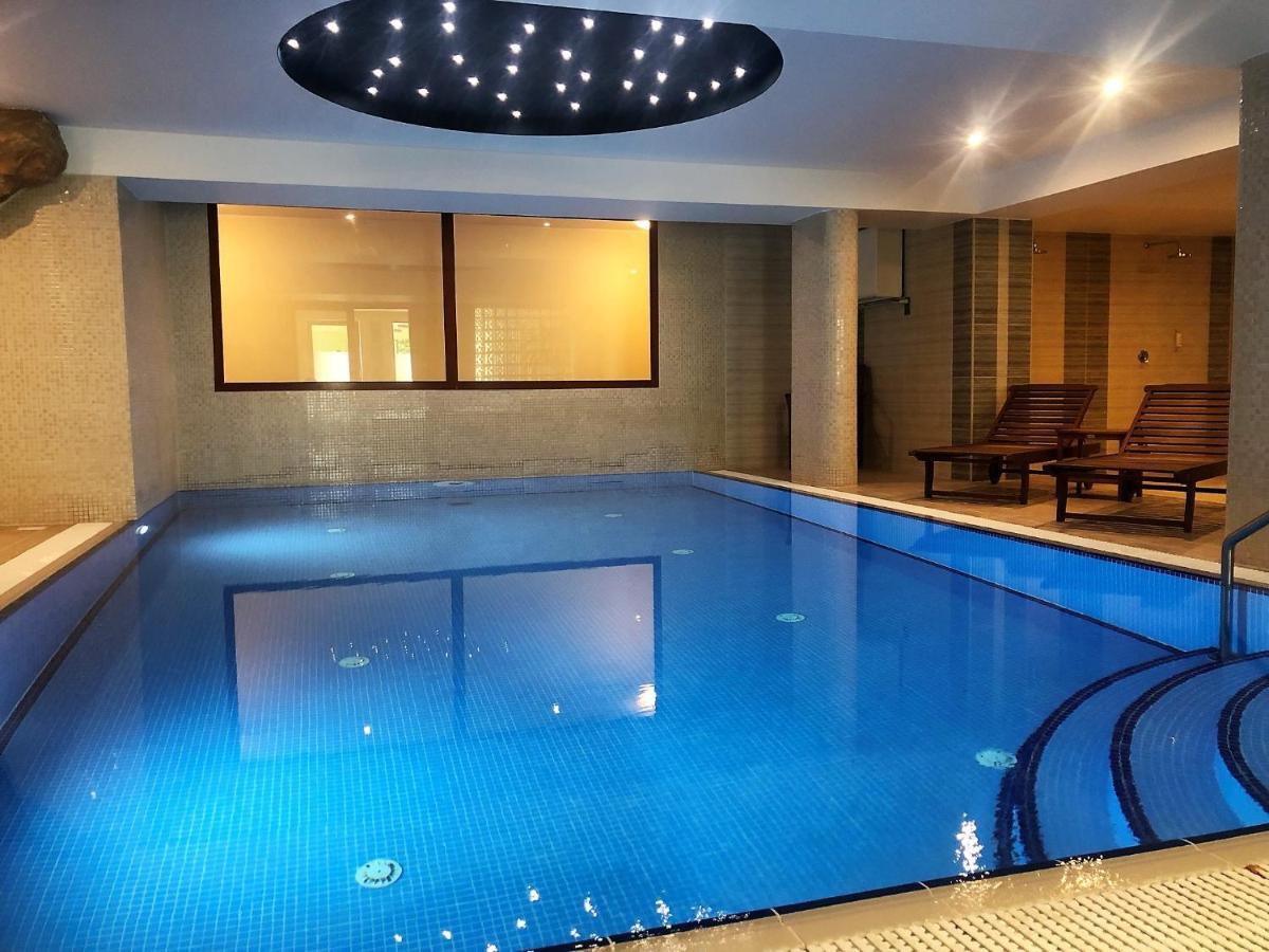 Vyhlidka Resort Náchod Exteriör bild